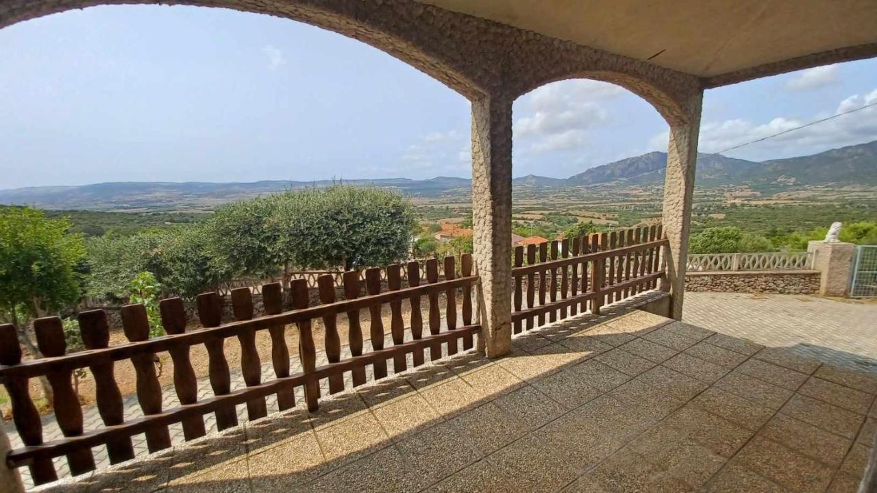 Вилла La Casa Nella Natura Перфугас Экстерьер фото